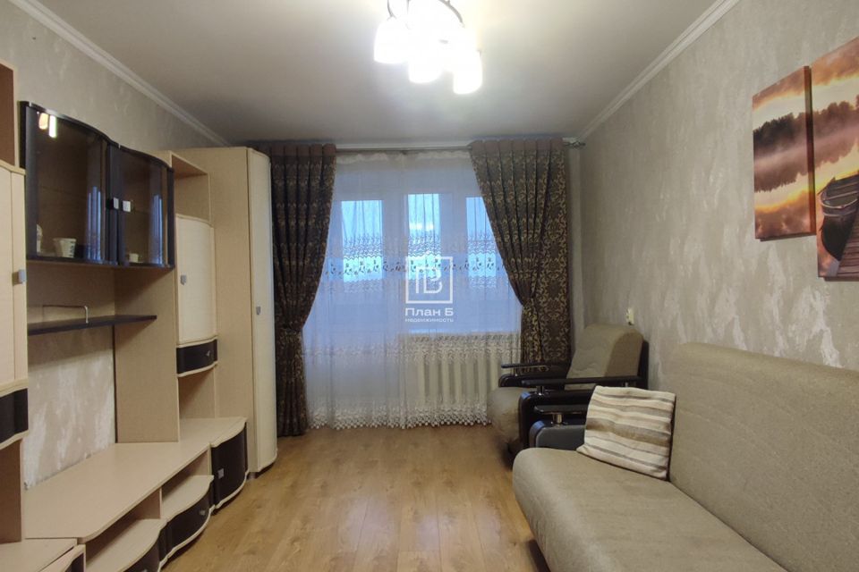 Продаётся 3-комнатная квартира, 57.3 м²