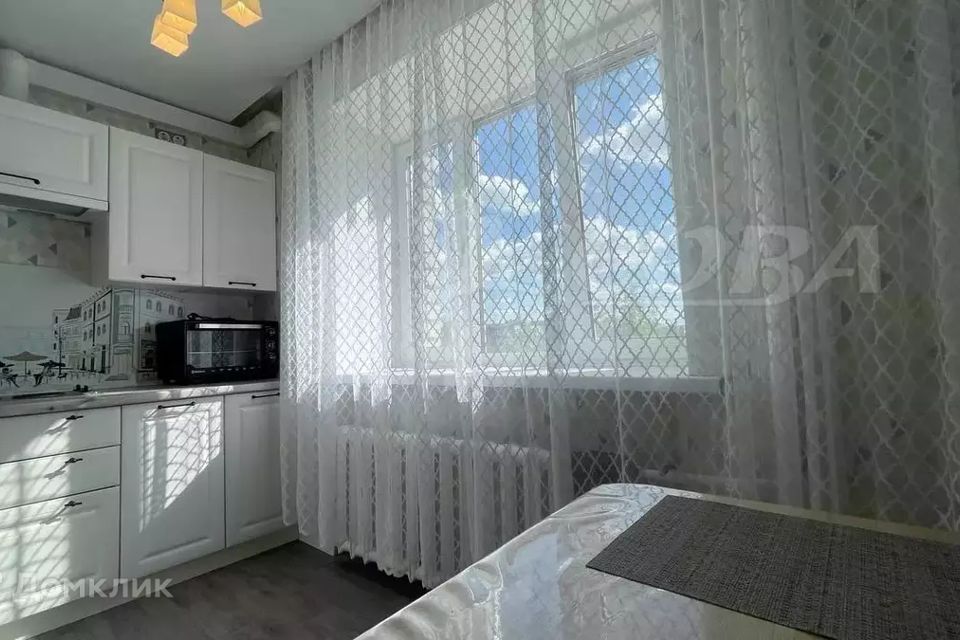 Продаётся комната в 1-комн. квартире, 32.4 м²