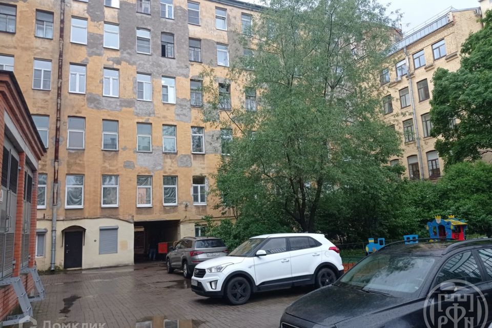 Продаётся 3-комнатная квартира, 98.7 м²
