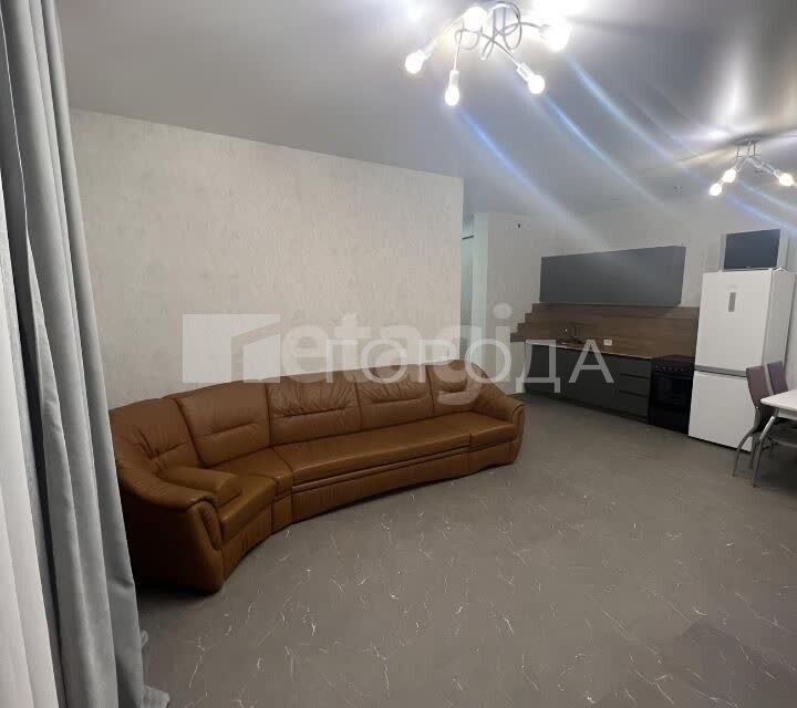 Сдаётся 2-комнатная квартира, 59 м²