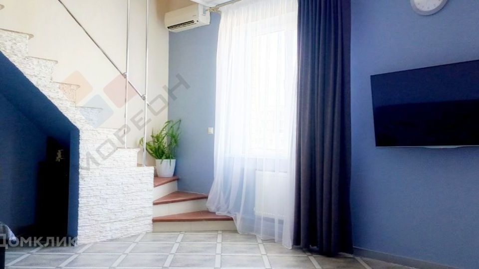 Продаётся 3-комнатная квартира, 90.8 м²