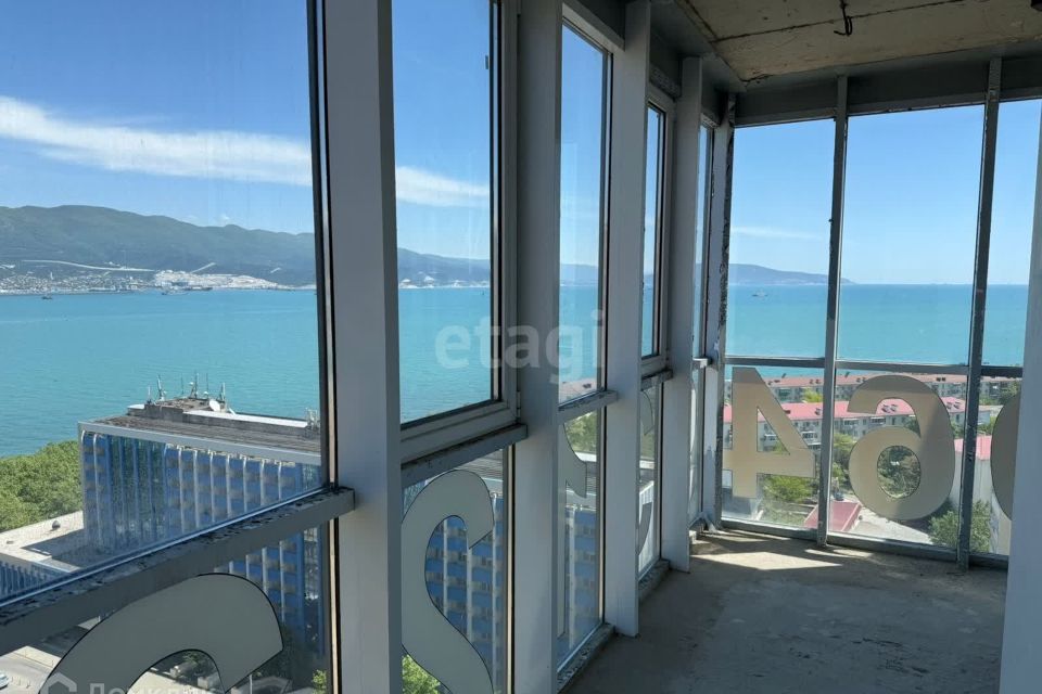 Продаётся 3-комнатная квартира, 115.1 м²
