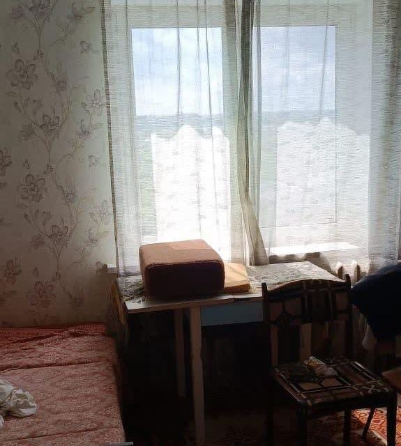 Продаётся комната в 2-комн. квартире, 54.6 м²