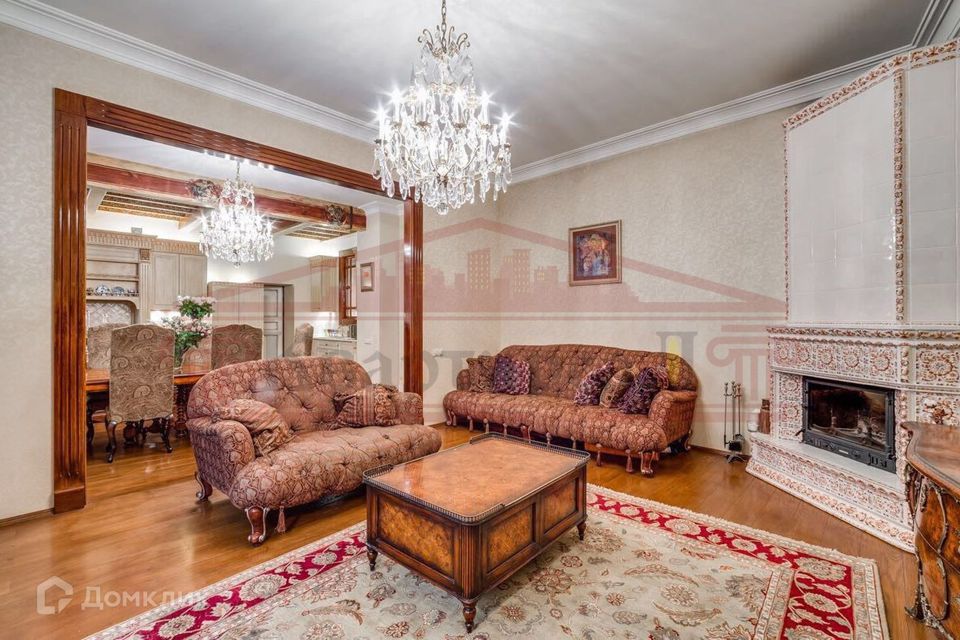 Сдаётся 3-комнатная квартира, 134 м²