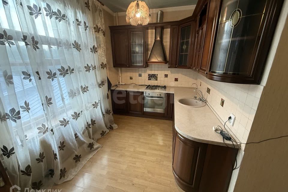 Сдаётся 3-комнатная квартира, 90 м²