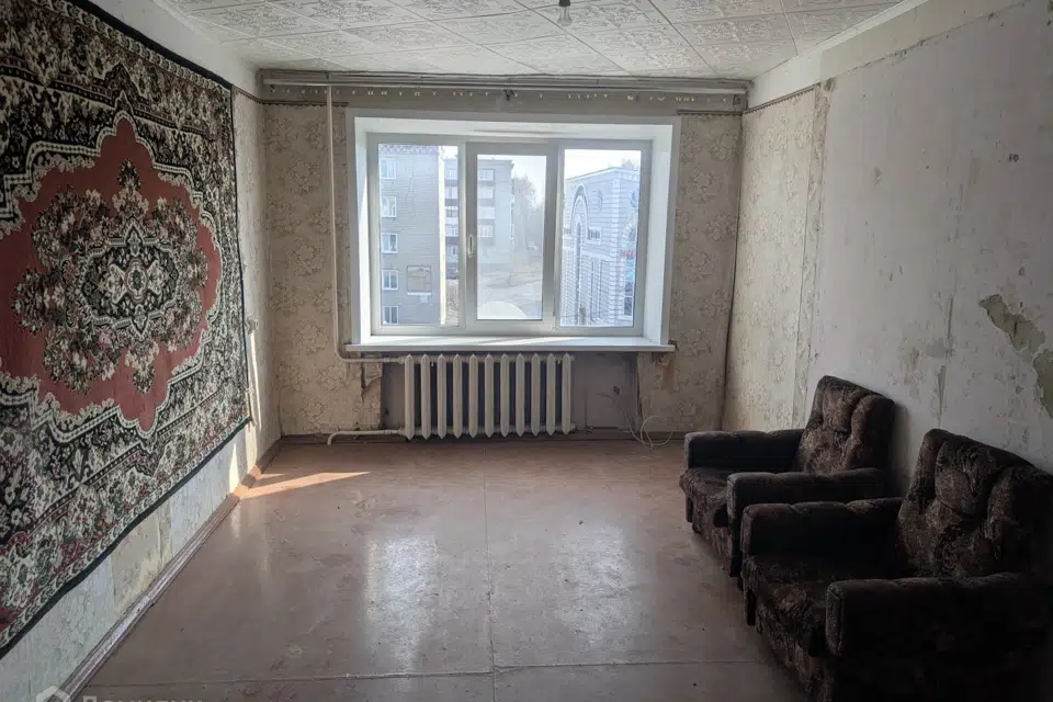 Продаётся 3-комнатная квартира, 61.8 м²