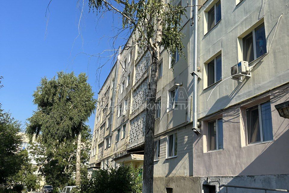 Продаётся 3-комнатная квартира, 60.8 м²