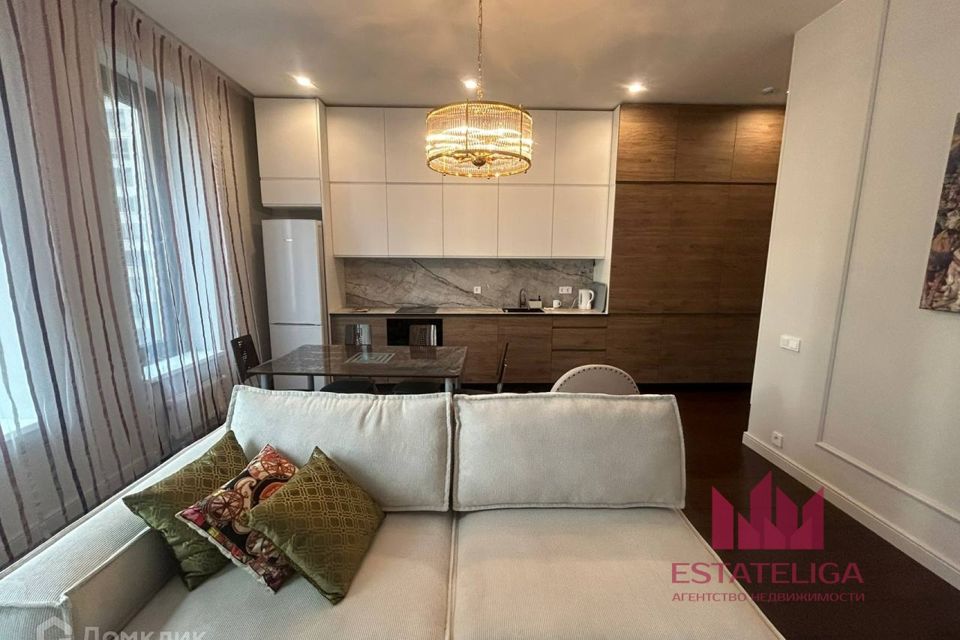 Сдаётся 2-комнатная квартира, 64 м²
