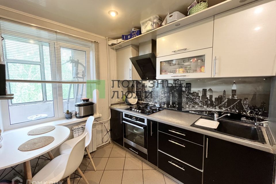Продаётся 2-комнатная квартира, 49.2 м²