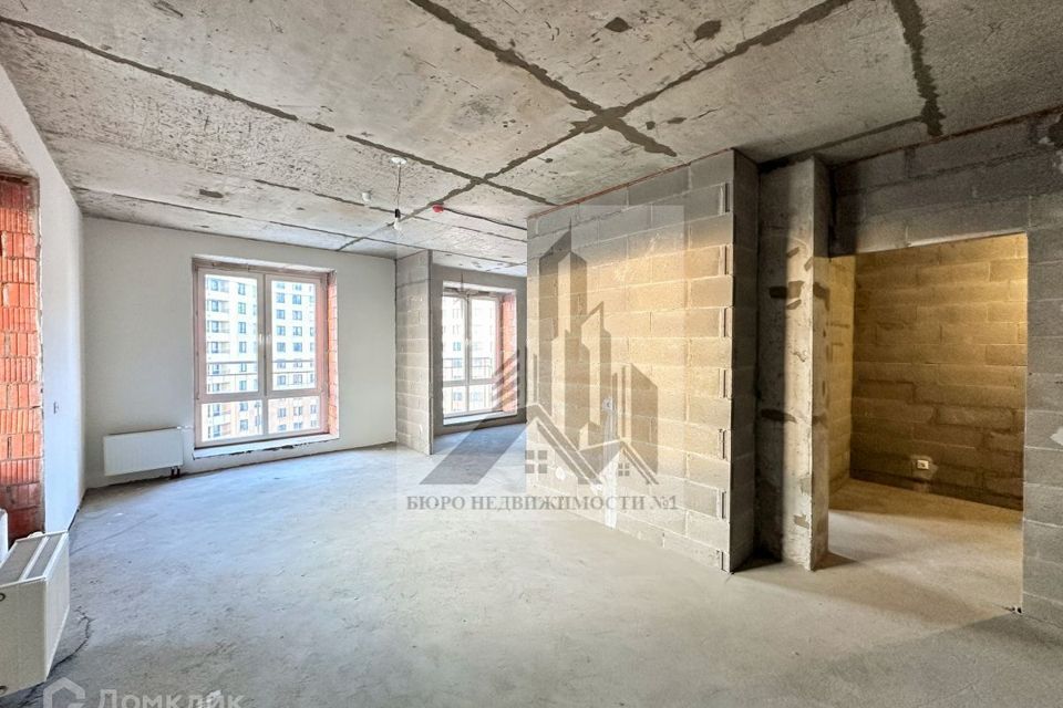 Продаётся 1-комнатная квартира, 56.2 м²