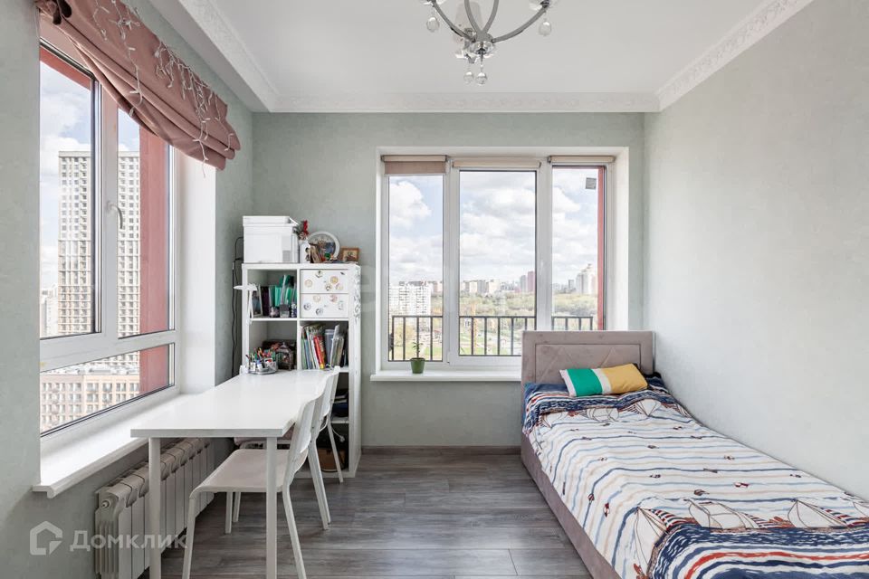Продаётся 3-комнатная квартира, 73.7 м²