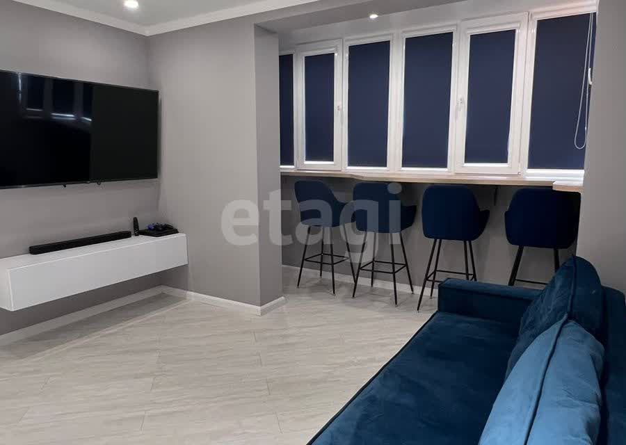 Продаётся 1-комнатная квартира, 43.9 м²