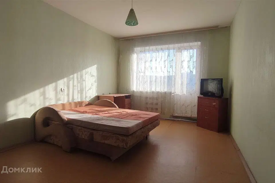 Продаётся 1-комнатная квартира, 37.2 м²