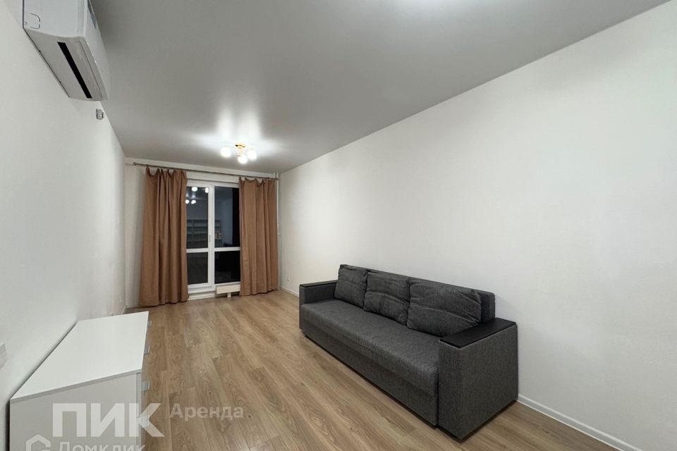 Сдаётся 2-комнатная квартира, 56.2 м²