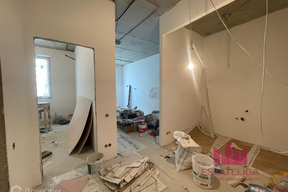 Продаётся 1-комнатная квартира, 43 м²