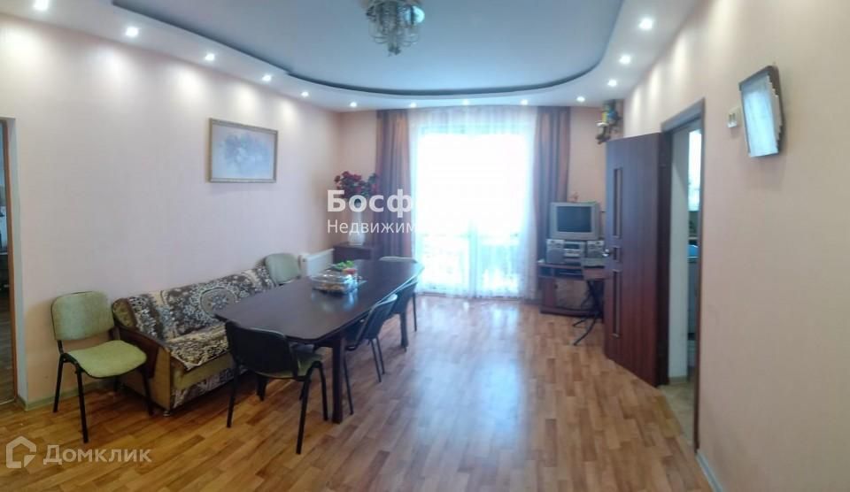 Продаётся 3-комнатная квартира, 123.5 м²