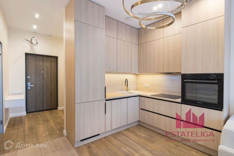 Продаётся 1-комнатная квартира, 47.6 м²