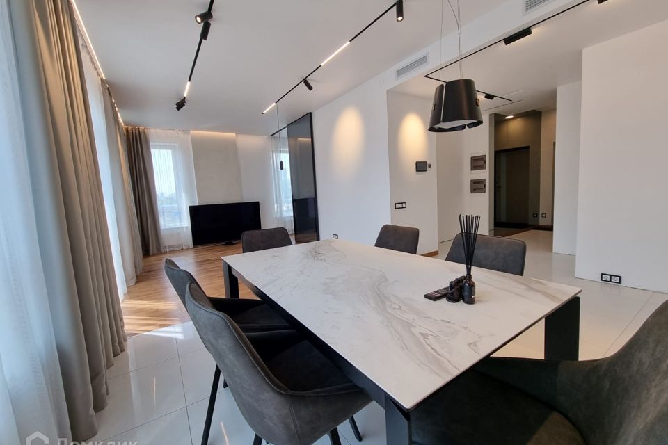 Продаётся 2-комнатная квартира, 60 м²