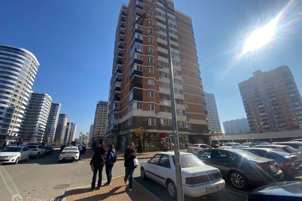 Продаётся 1-комнатная квартира, 41.3 м²