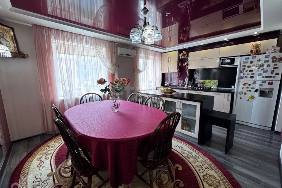 Продаётся 3-комнатная квартира, 86 м²