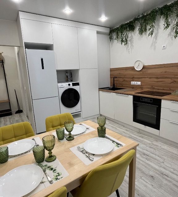 Продаётся 2-комнатная квартира, 57 м²