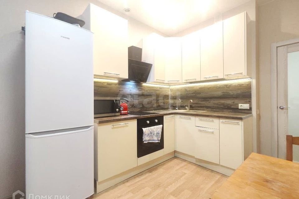 Продаётся 1-комнатная квартира, 40.3 м²