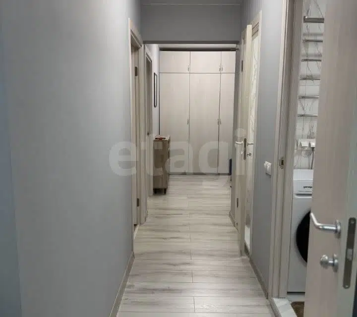 Продаётся 3-комнатная квартира, 61 м²