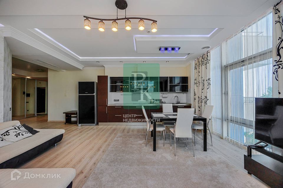 Продаётся 2-комнатная квартира, 72.3 м²