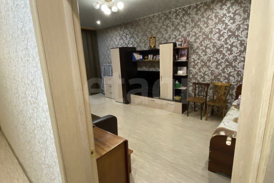 Продаётся 1-комнатная квартира, 38 м²