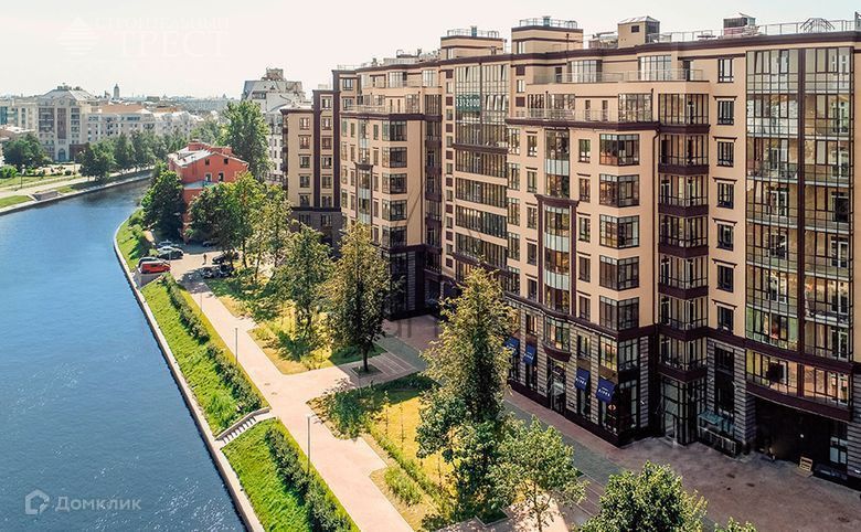 Сдаётся 2-комнатная квартира, 83 м²