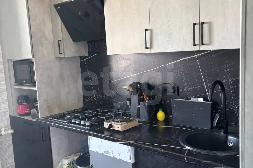Продаётся 2-комнатная квартира, 56.1 м²