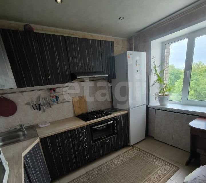 Сдаётся 4-комнатная квартира, 94 м²
