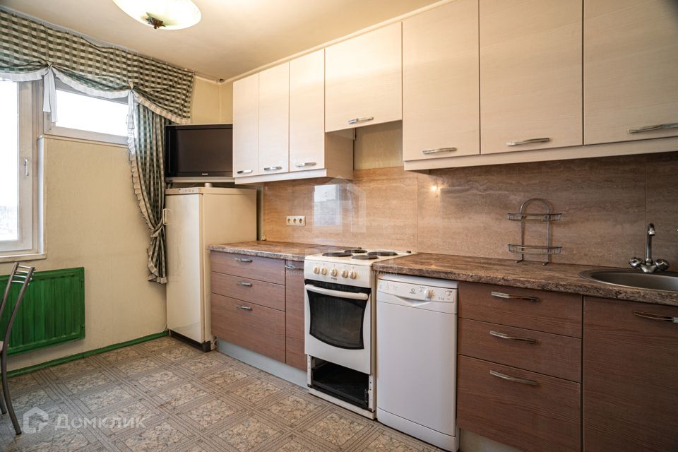 Продаётся 1-комнатная квартира, 42.3 м²