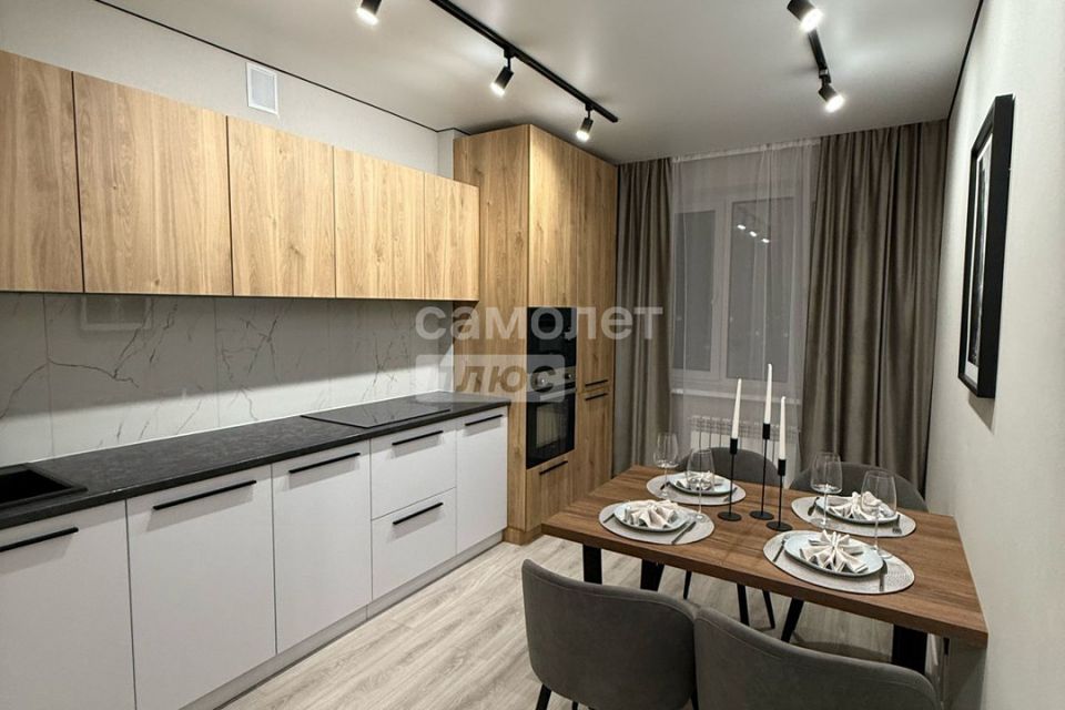 Продаётся 2-комнатная квартира, 55.5 м²
