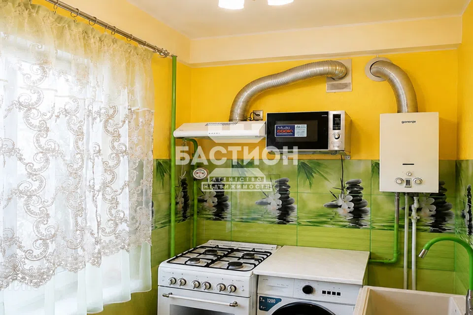 Продаётся 3-комнатная квартира, 56 м²