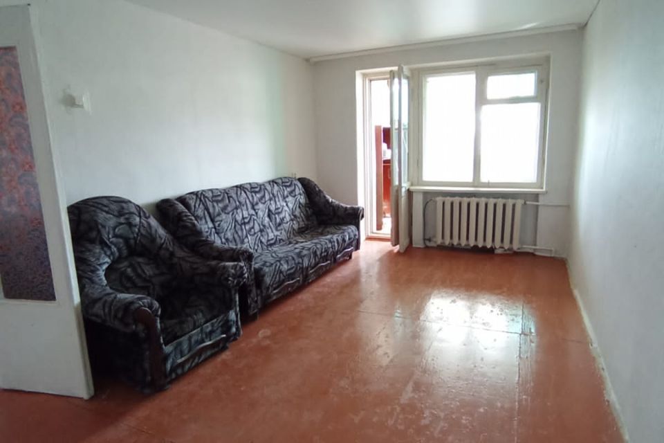 Продаётся 3-комнатная квартира, 59.3 м²