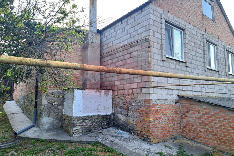 Большая неклиновка ростовская. Неклиновка. Неклиновка Ростовская область. Сбербанк в Новокубанске Первомайская. Погода в Неклиновке