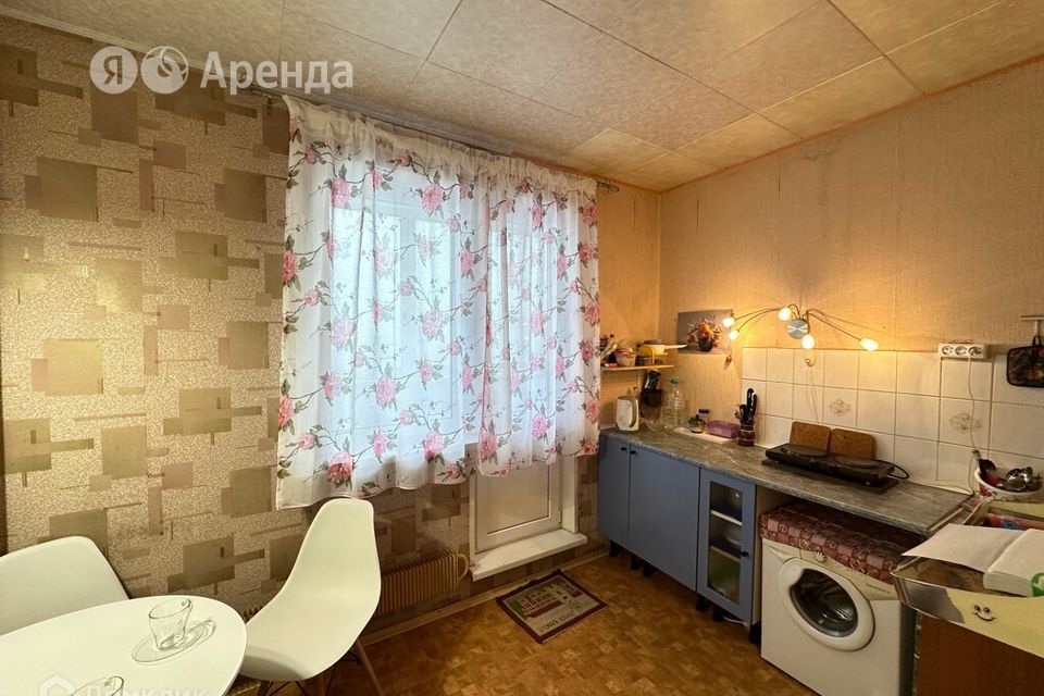 Сдаётся 1-комнатная квартира, 38 м²