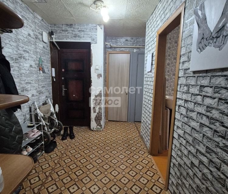 Продаётся 4-комнатная квартира, 63.3 м²