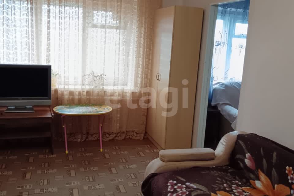 Сдаётся 2-комнатная квартира, 42.6 м²