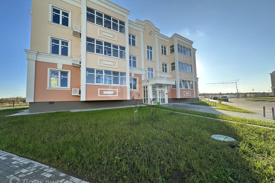 Продаётся 2-комнатная квартира, 61.9 м²