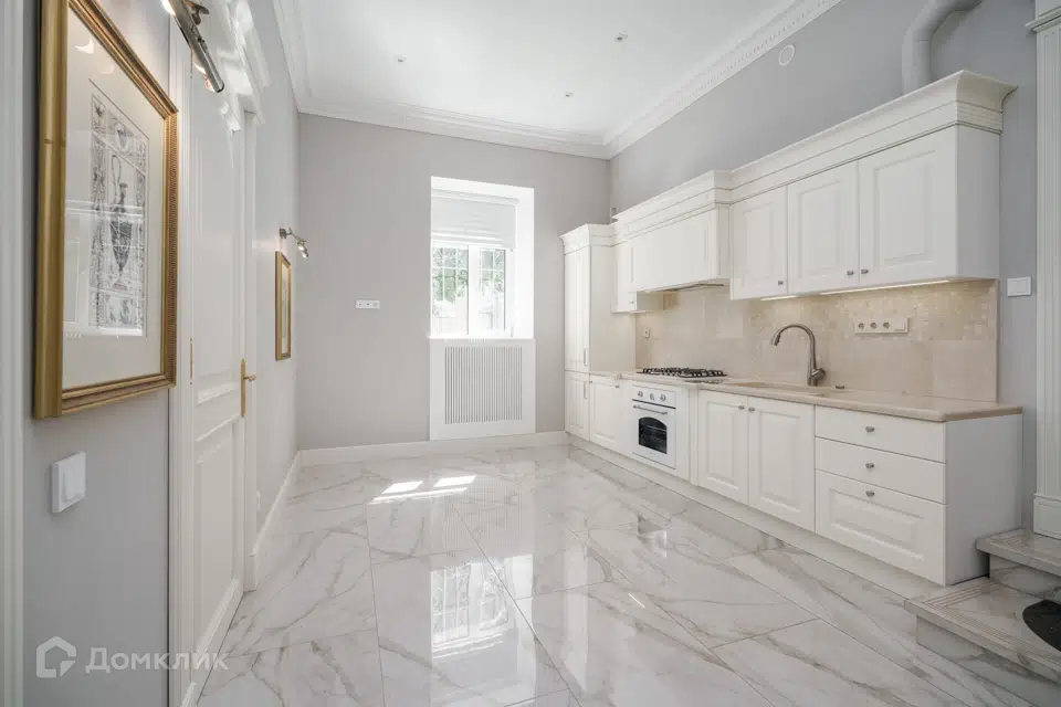 Продаётся 2-комнатная квартира, 57 м²