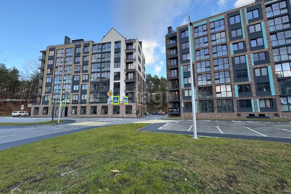 Продаётся 1-комнатная квартира, 37.8 м²