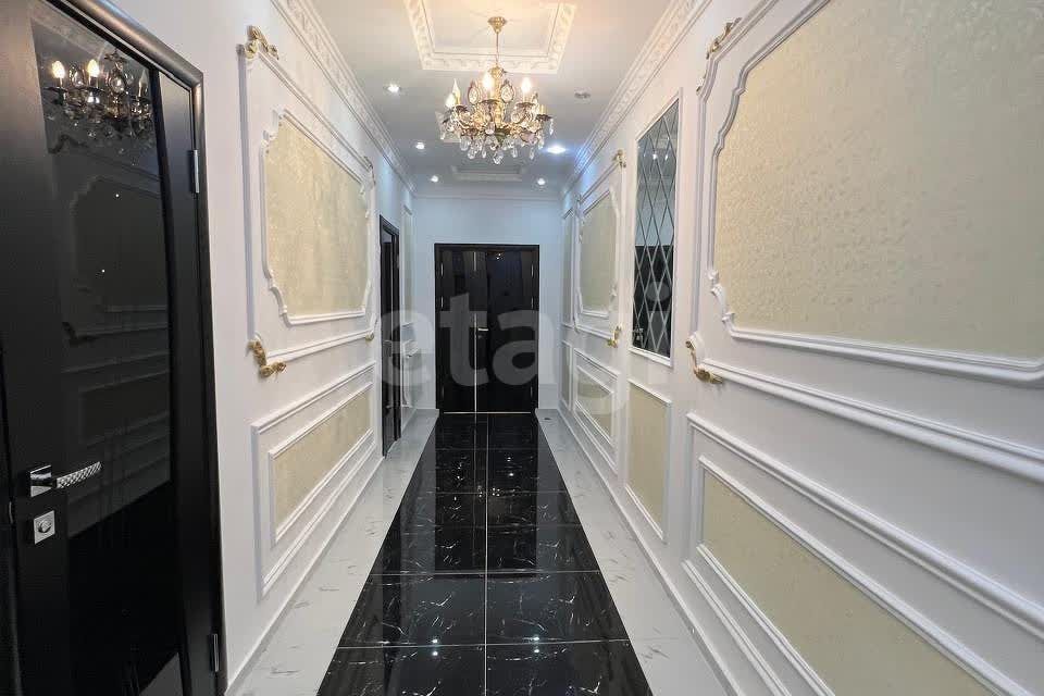 Продаётся 2-комнатная квартира, 90 м²
