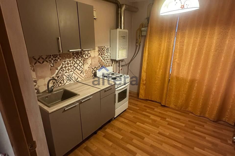 Продаётся 1-комнатная квартира, 41 м²