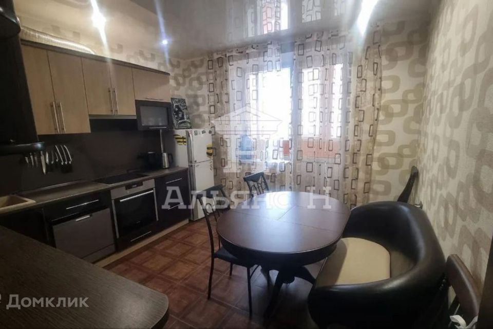 Продаётся 1-комнатная квартира, 44.6 м²