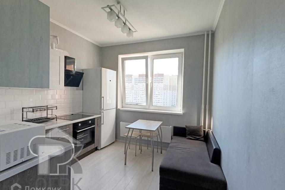 Продаётся 1-комнатная квартира, 37.1 м²