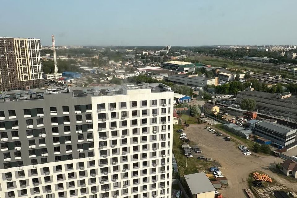 Продаётся 3-комнатная квартира, 72.4 м²
