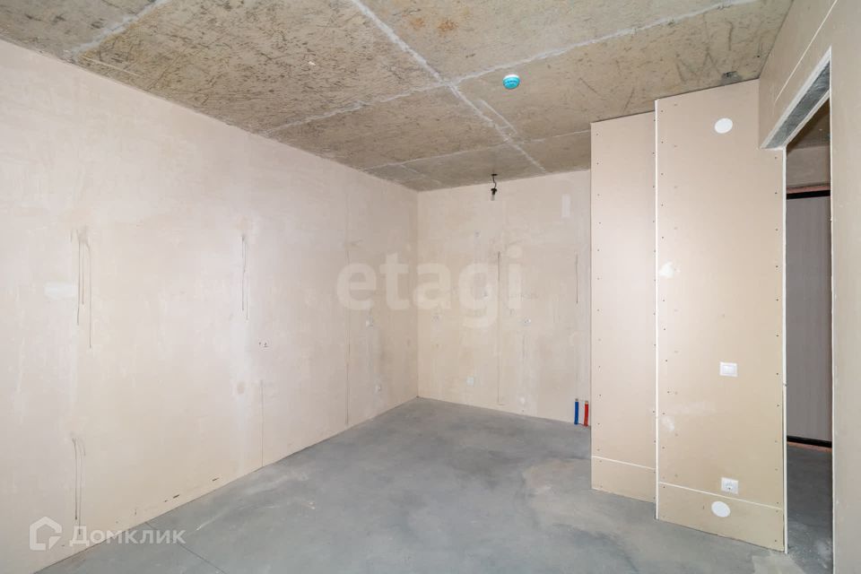 Продаётся 1-комнатная квартира, 37.4 м²