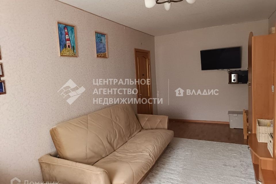 Продаётся 2-комнатная квартира, 59.6 м²